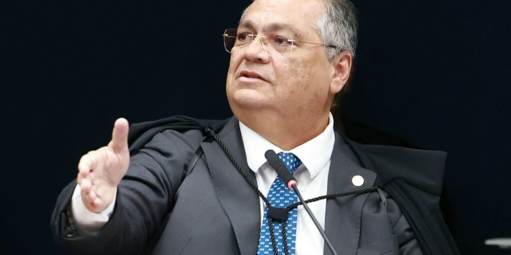 dino-nega-pedido-de-soltura-de-deolane-bezerra